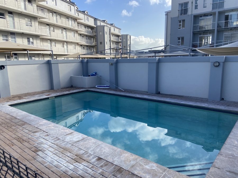 2 Bedroom Property for Sale in Muizenberg Western Cape